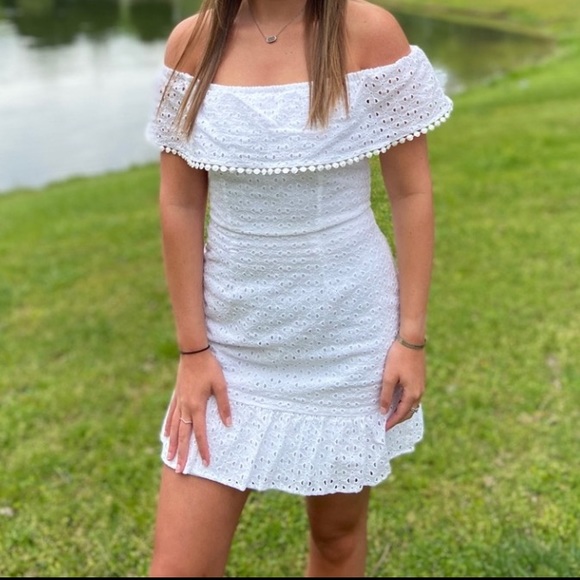 jade kristopher Dresses & Skirts - White off the shoulder dress